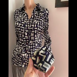 Tetris SzL stunning scrunch crinkle button top
